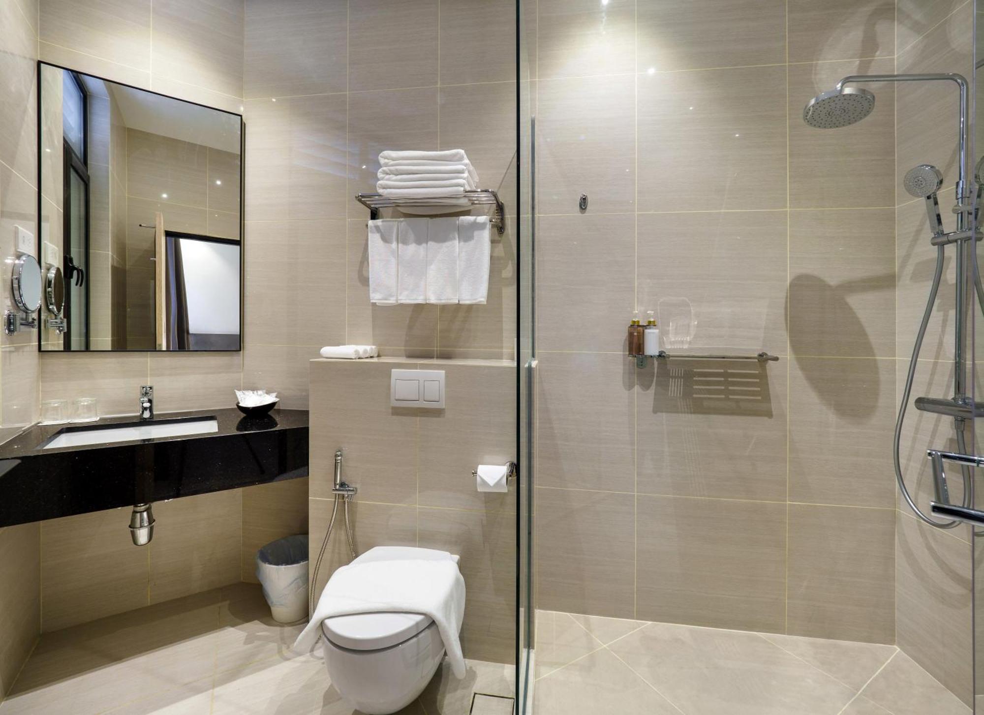 Magazine Vista Hotel Managed By The Ascott Limited George Town Ngoại thất bức ảnh