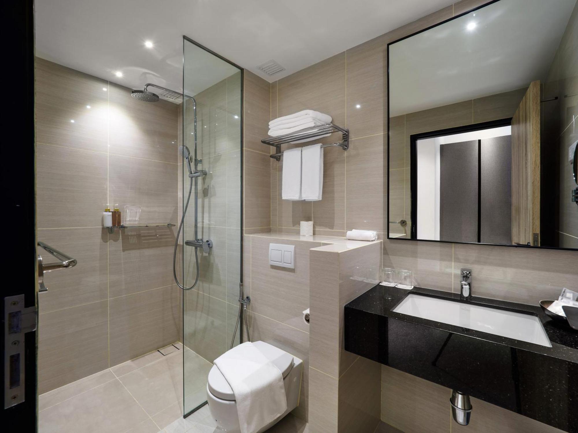 Magazine Vista Hotel Managed By The Ascott Limited George Town Ngoại thất bức ảnh