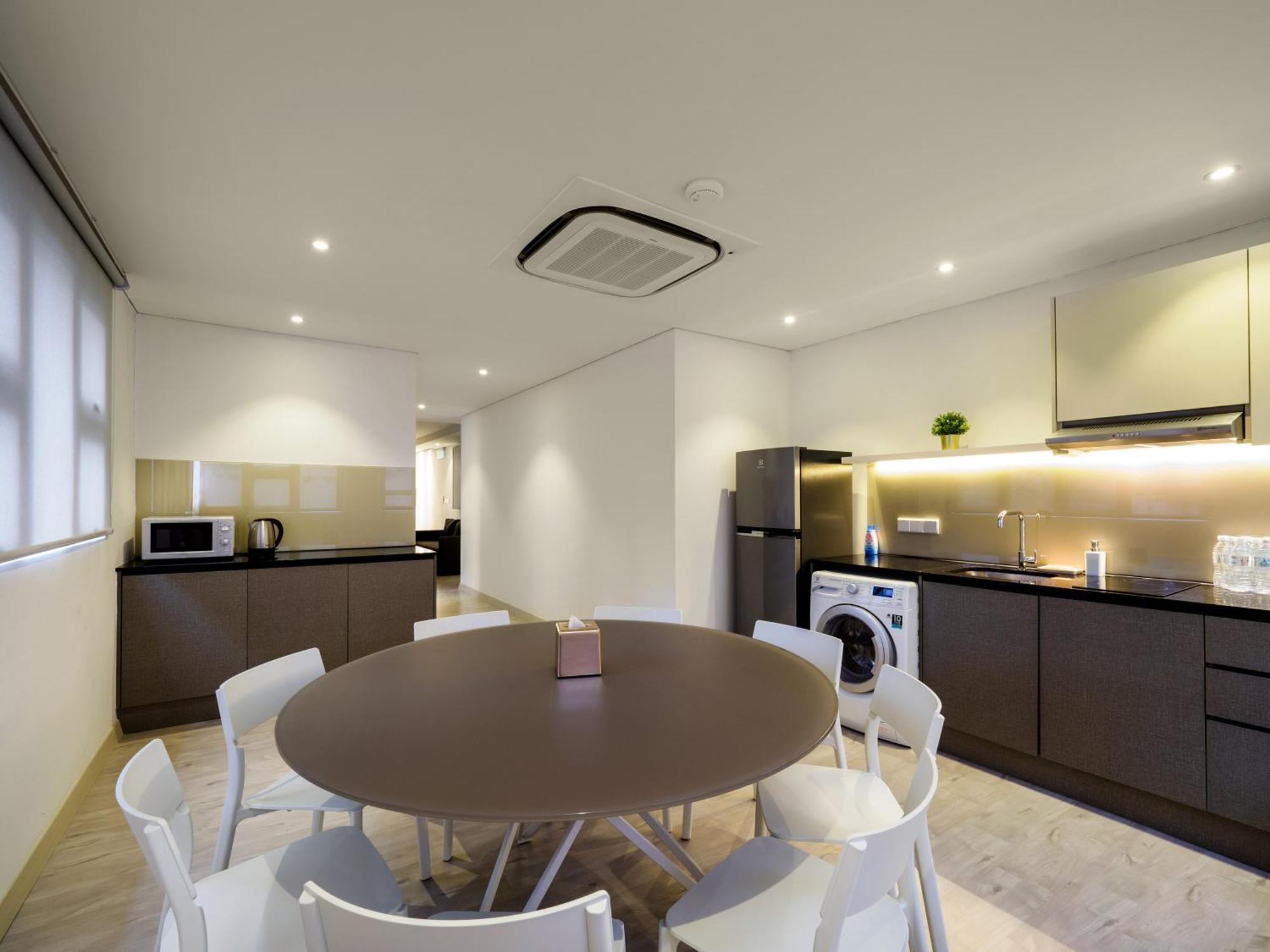 Magazine Vista Hotel Managed By The Ascott Limited George Town Ngoại thất bức ảnh